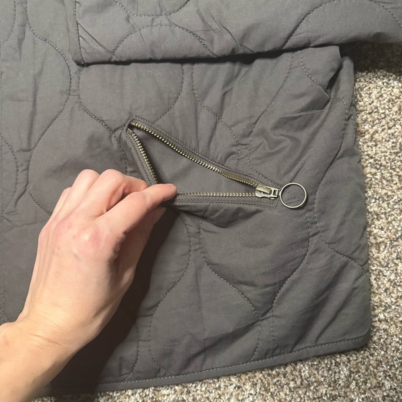 Lucky Brand Women’s XL Charcoal Quilted Puffer Jacket - Picture 3 of 13